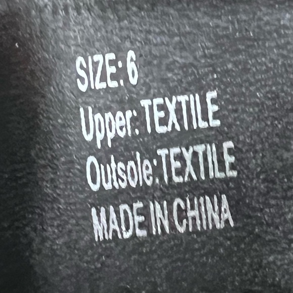 Olivia Miller Knee High Black Boots Studded Detail All Throughout Size 6 NWOT - Picture 9 of 10